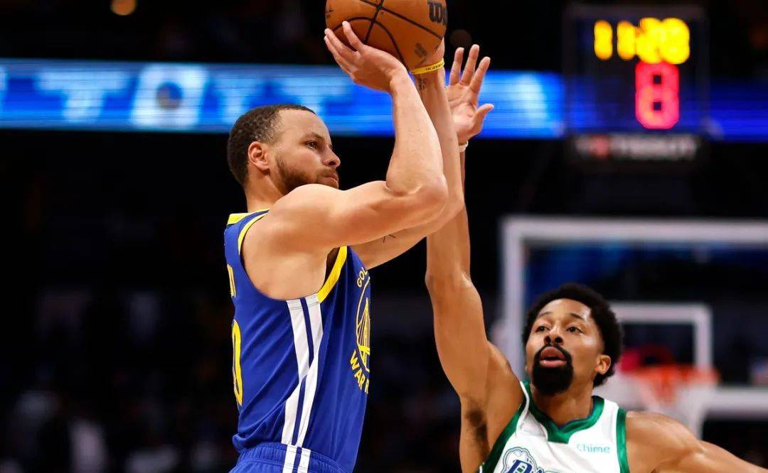 九游游戏体验Karsa关键节点出色防守,独行侠带队取胜!(卡拉威独行侠一号木评测)